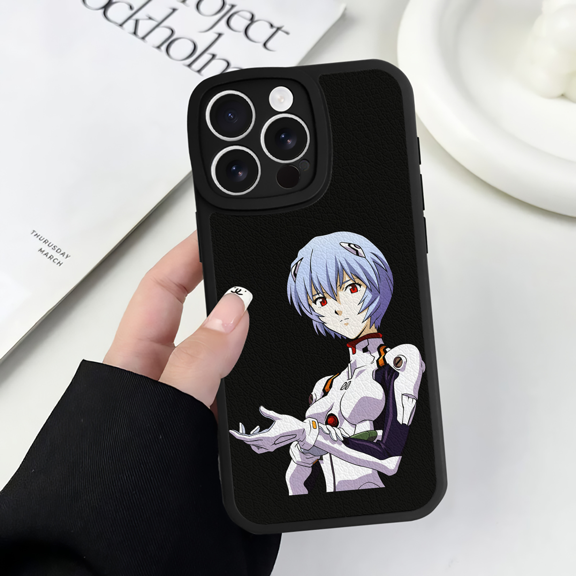 （画像用） EVA 新世紀エヴァンゲリオン 【iPhone 16シリーズ対応】シリコンスマホケース（レザー調） 材質：シリコン